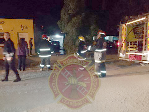Bomberos de Claromecó sofocaron incendio en 28 entre 19 y 21