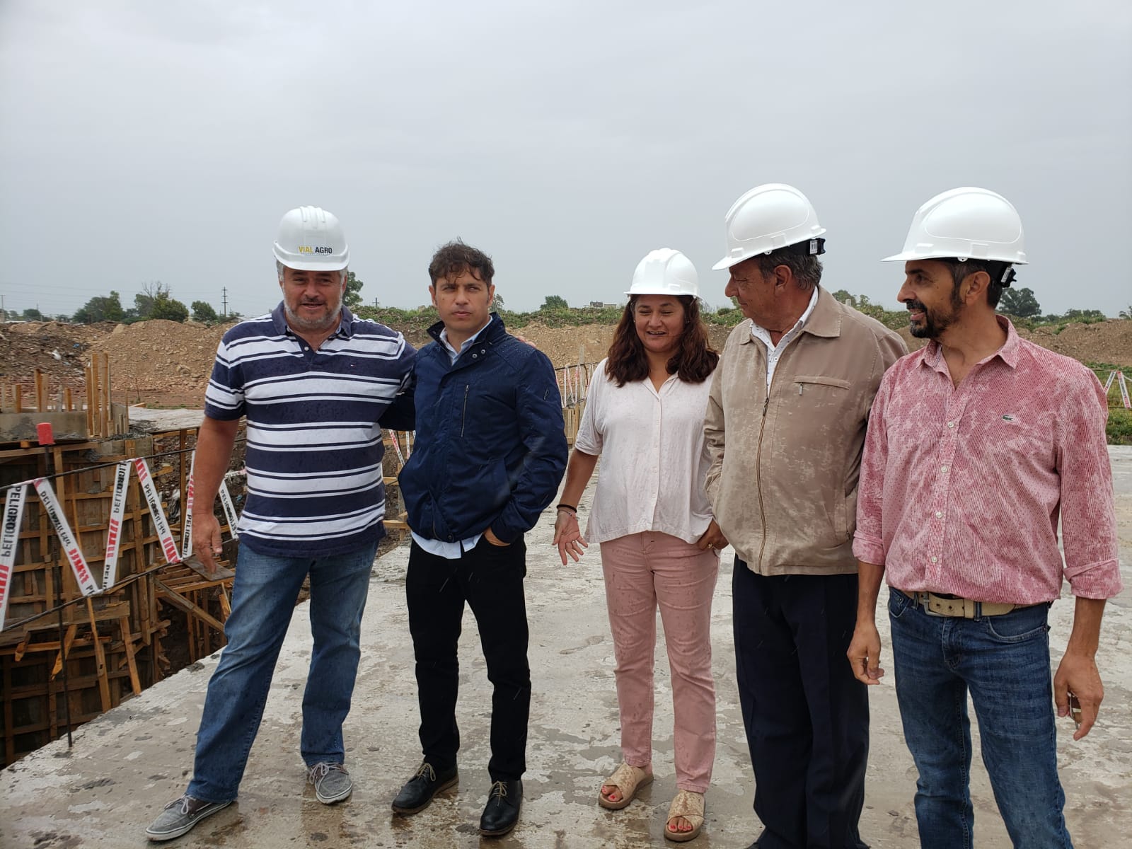 Obra de agua: Axel Kicillof visitó el sector de la nueva cisterna (video)
