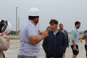Obra de agua: Axel Kicillof visitó el sector de la nueva cisterna (video)