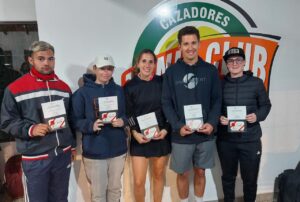 Tenis: Torneo por equipos en Cazadores