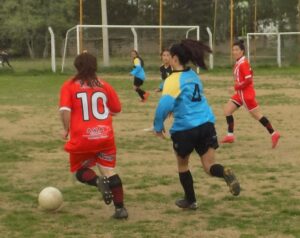 Fútbol Femenino: Golearon El Nacional y Argentino y son líderes con Colegiales