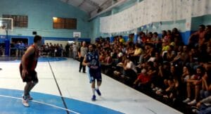 Básquet: se jugó la 4ª fecha de la Copa Ciudad y Quilmes es el líder