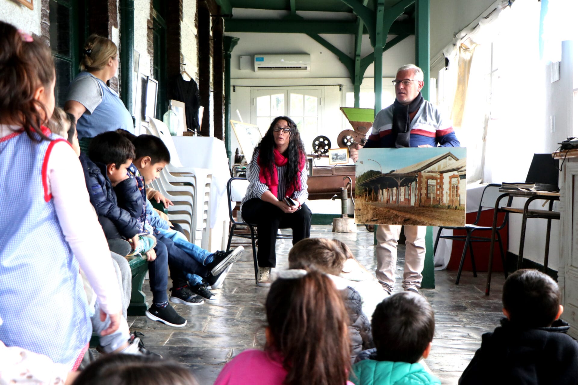 San Cayetano: Alumnos del Jardín de Infantes 2 visitaron el Museo