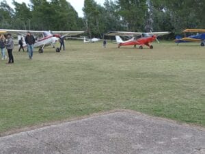 “Defensores de nuestros cielos” en el Aeroclub Tres Arroyos. Todo un éxito (videos)