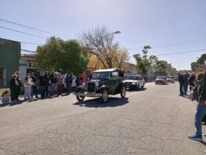 140º Aniversario: Desfile institucional sobre la Avenida Ituzaingó (videos)
