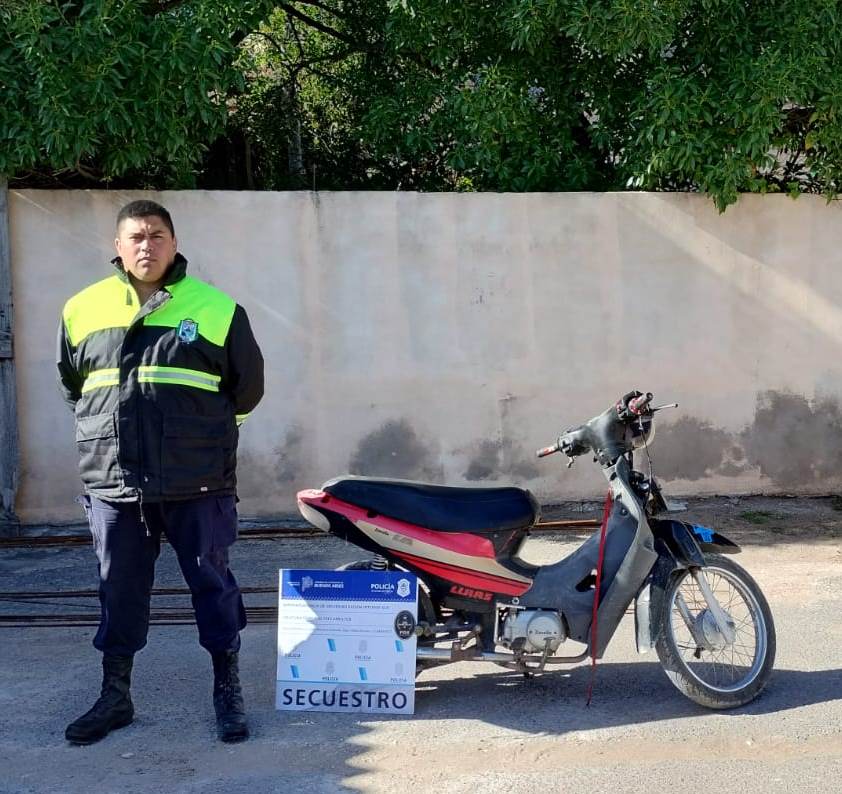 Secuestran moto en Claromecó