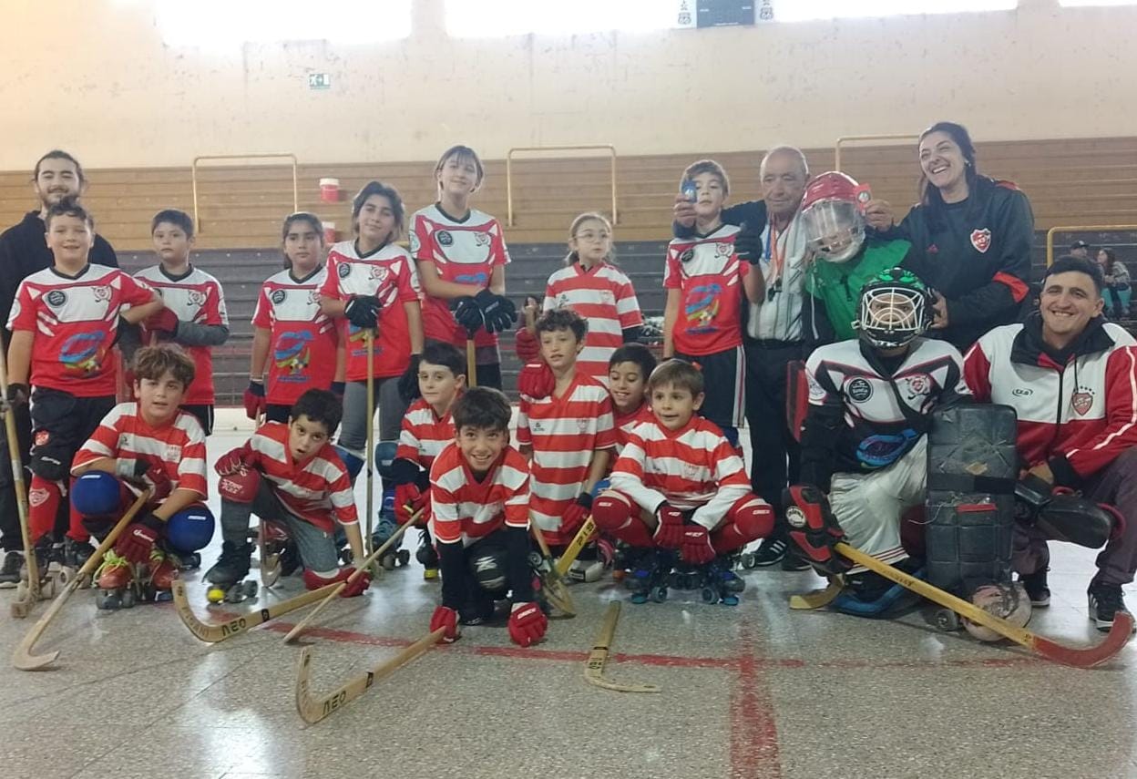 Encuentro de Hockey sobre patines en Huracán con clubes de Miramar