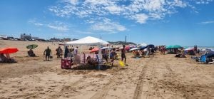 (video) La playa de Claromecó, a pleno este domingo