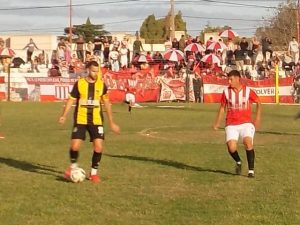 Fútbol de Primera: Huracán Ciclista único puntero del Apertura