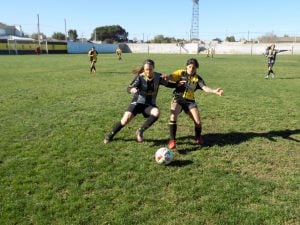 Fútbol Femenino: Huracán único puntero del Apertura