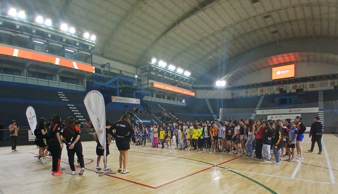 Dirigentes de Hockey sobre patines de Huracán en San Juan