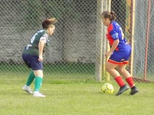 Fútbol femenino: Huracán, único líder del Apertura