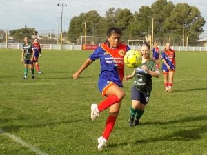 Fútbol femenino: Huracán, único líder del Apertura