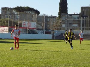Fútbol de Primera: Huracán goleó a El Nacional