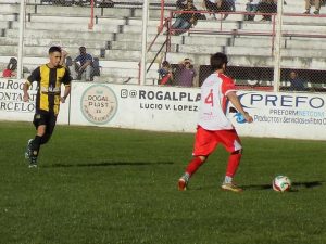 Fútbol de Primera: Huracán goleó a El Nacional
