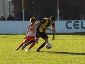 Fútbol de Primera: Huracán goleó a El Nacional