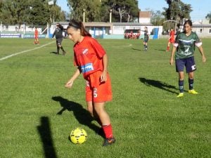 Fútbol femenino: Ganaron Colegiales, El Nacional, Argentino y Garmense
