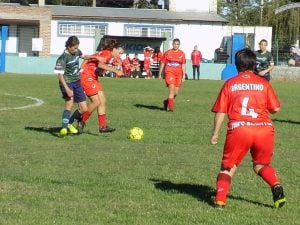 Fútbol femenino: Ganaron Colegiales, El Nacional, Argentino y Garmense