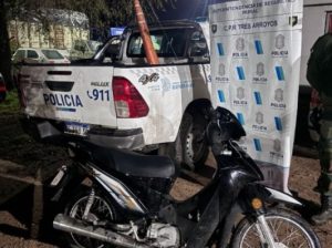 Chaves: Aprehendido infraganti en una moto robada (videos)