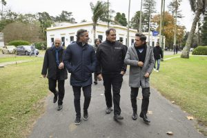 2736 Cadetes de la policía provincial juraron fidelidad a la bandera nacional
