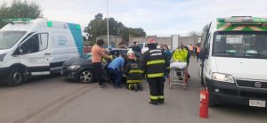Accidente en la rotonda de ingreso a Gonzales Chaves