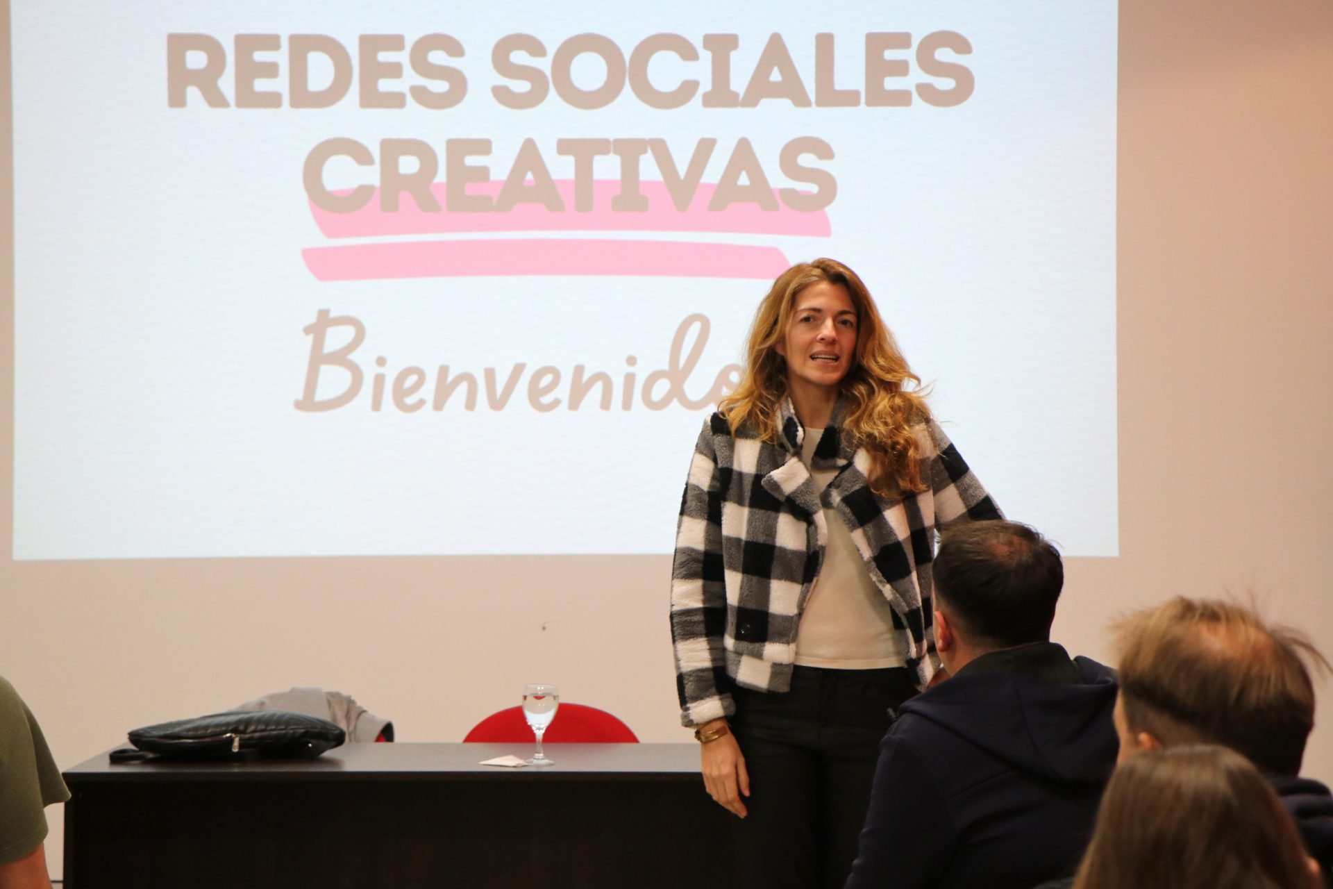 San Cayetano: emprendedoras se capacitaron en redes sociales