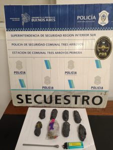 Menor aprehendido en operativo callejero con marihuana y dinero