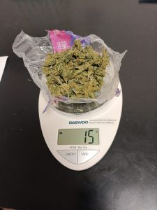 Menor aprehendido en operativo callejero con marihuana y dinero