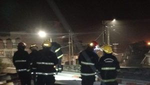 Claromecó: Cedió sobretecho de chapa en vivienda de Avenida 26 entre 3 y 5