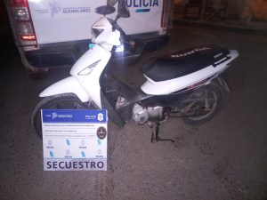 Claromecó: Secuestran moto en la vía pública