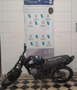 Menor aprehendido por circular en moto con número de motor y chasis suprimidos