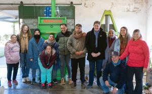 San Cayetano: nueva prensa compactadora para el Taller Protegido