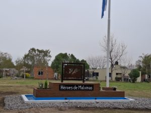 Inauguración de monumento en Reta: Esta conmemoración le da identidad a la plaza y a la localidad