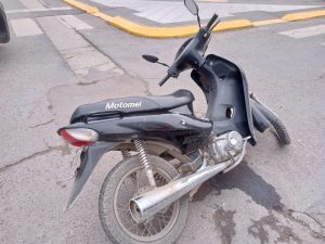 Motociclista trasladada al Hospital luego de accidente de tránsito