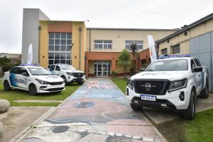 El Ministro de Seguridad trae once vehículos policiales a Tres Arroyos