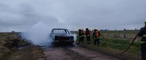 Ardió una camioneta en cercanías al Monte Guisasola