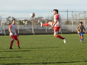 Fútbol de Primera: Huracán ganó en el adelanto