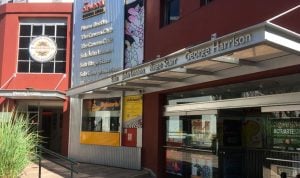 Rodolfo Vázquez y su museo dedicado a The Beatles