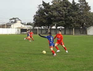 Fútbol Femenino: Colegiales, El Nacional y Huracán comenzaron el Clausura con triunfos