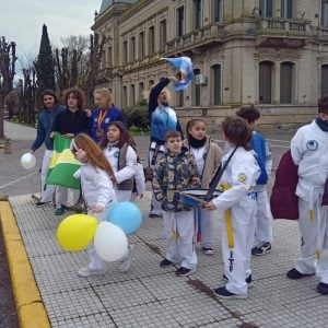 La taekwondista Daiana Larsen llegó a Tres Arroyos