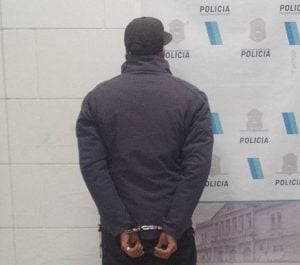 Intentaba usurpar, agredió al legítimo dueño y terminó preso