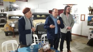 Alberto Deramo presentó el libro “Tres Arroyos sobre ruedas”
