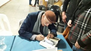 Alberto Deramo presentó el libro “Tres Arroyos sobre ruedas”