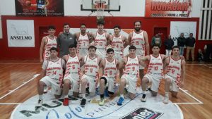 Básquetbol: Alumni superó a Huracán 79 a 76