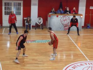 Básquet: Quilmes venció a Huracán en el clásico