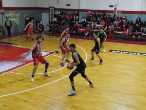 Básquet: Ganaron Quilmes y Alumni