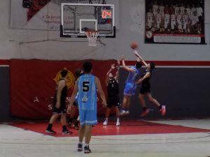 Básquet: Triunfaron Club de Pelota y Argentino Junior