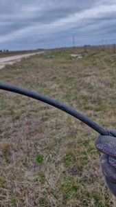 Eternet repuso un tramo de fibra óptica dañado por vandalismo en zona rural