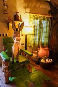 ¿Dormir en la casa de Shrek? En Paraguay existe y es una experiencia mágica