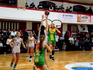 Básquet: Tres Arroyos, campeón del Zonal U15 Femenino